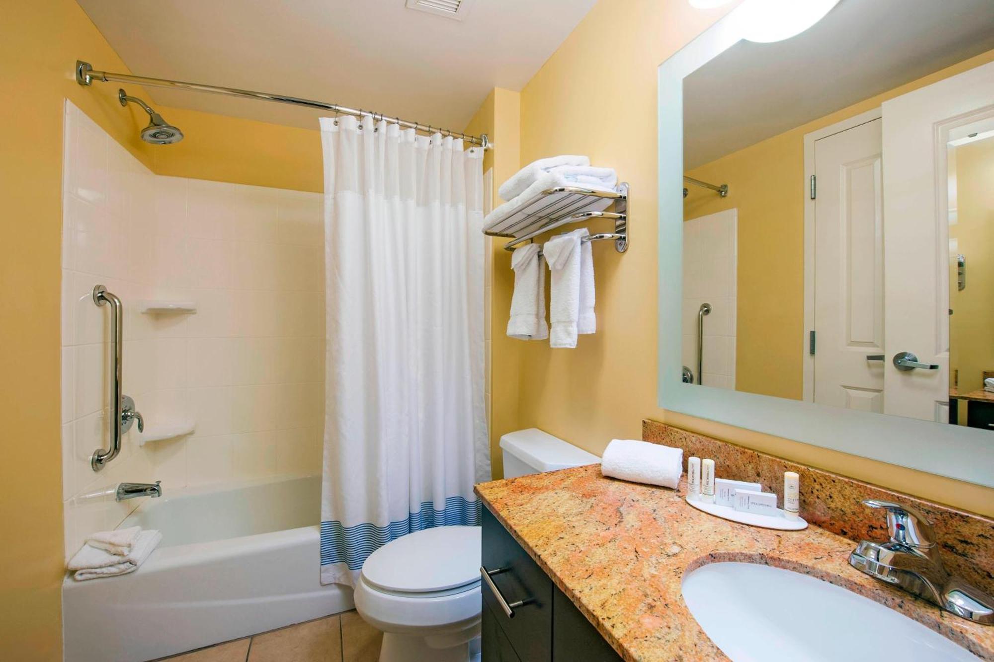 Towneplace By Marriott Bethlehem Easton/lehigh Valley Hollo